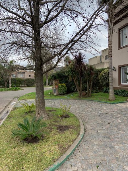 Foto 5 de Espectacular Casa en Barrio Privado
