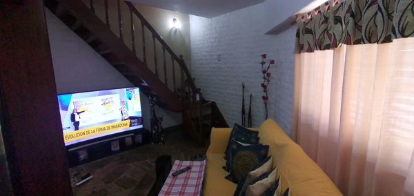 Foto 3 de Chalet 4 Ambientes, 3 Baños y Garage