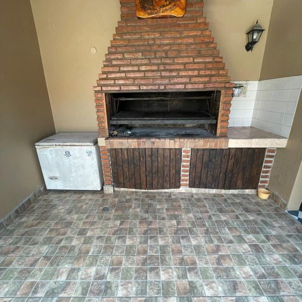 Foto 17 de Impecable Casa 4 Ambientes con 2 Baños Totalmente Reciclada